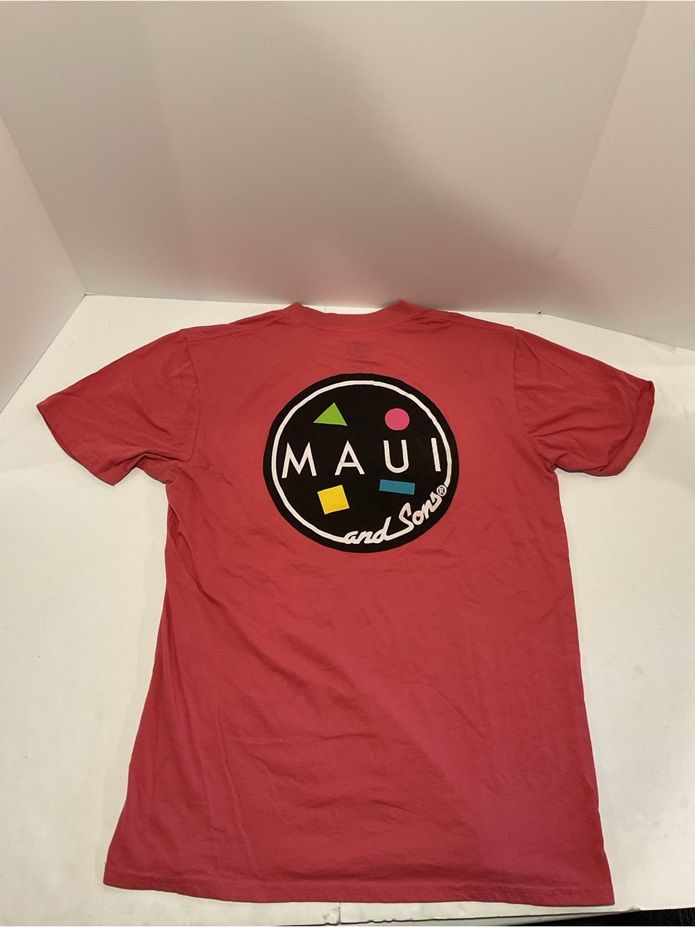 Maui and Sons Graphic Tee Shirt Pink Retro 80s Style Logo Surf Skate Medium